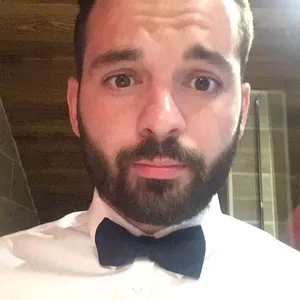 Jeremy - Prof de français - Épervans