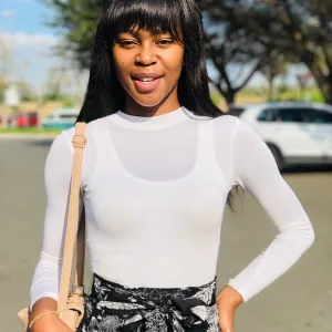Sidumisile - History tutor - Soweto