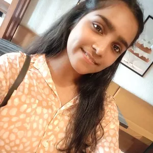 Yashi - Mathematics tutor - Ghaziabad