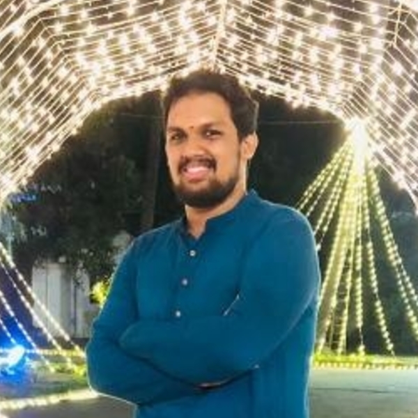 Am an CA Student and a M.Com Graduate. I Teach Accounts, Commerce, Economics for 11th & 12th Grade students. I take physical as well as online classes. Am based in Chennai.