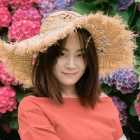 Rose Zhang face-to-face virtual Graduated from Renmin University of China and KULBelgium, holding a Bachelor's degree in Journalism and international affairs and a master's degree in Anthropology. I w