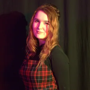 Ellie - Creative Writing Tutor - 