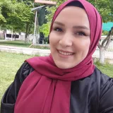 Beyza - Tarih öğretmeni - 