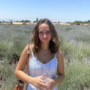 Isabella - Spanish tutor - Redlands