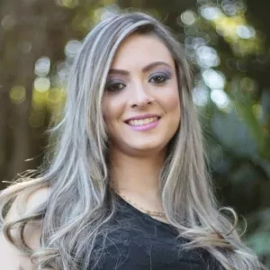 Maraisa - Prof de marketing - Cascavel