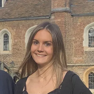 Ines - Maths tutor - Guildford