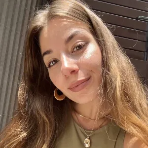 Giulia - Insegnante di latino - Roma
