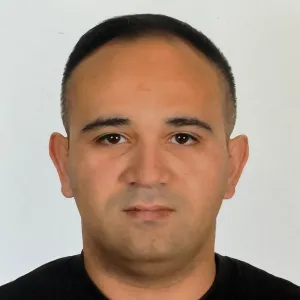 Ali - İngilizce öğretmeni - 