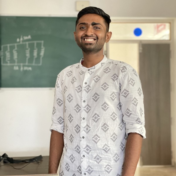 Anna University Graduate with a mechanical background and am working at ExxonMobil, so I have a good grasp of physics and basic math to teach a high school student