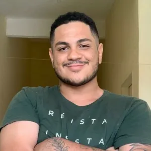Carlos André - Professor de português para estrangeiros - Baturité
