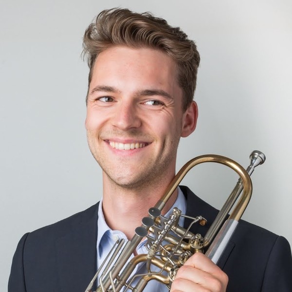Angehender Instrumentalpädagoge mit langjähriger Erfahrung unterrichtet in Berlin und online Trompete auf allen Niveaus von Anfang bis Studienvorbereitung!