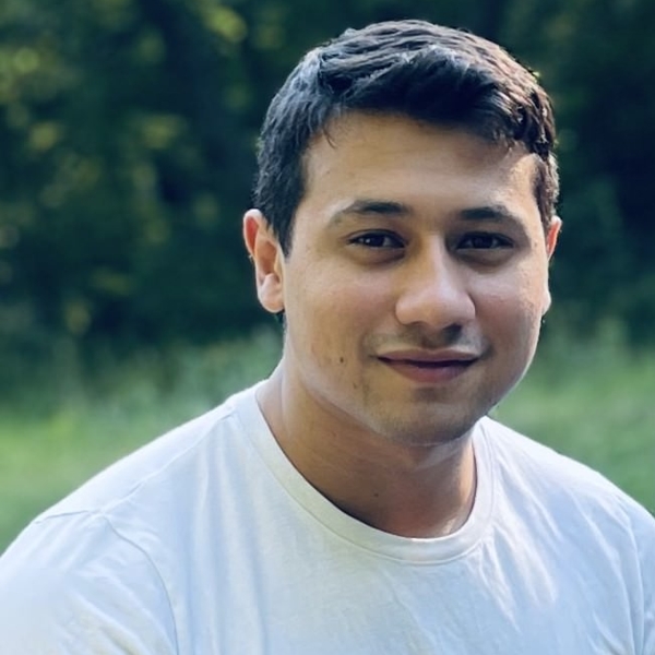 Полилингв/инженер. Преподаю английский более 4 лет, по простой но продвинутой методике в зависимости от ваших целей.