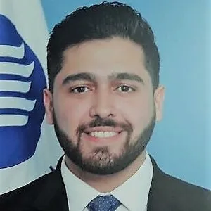Ricardo - Profesor de economía - Monterrey