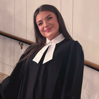 Graduated from the bar of Quebec. I’m here to give you tips I wish I would have received during college or bar preparation.