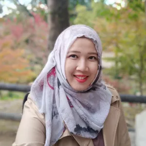 Iin - Guru bahasa inggris - 