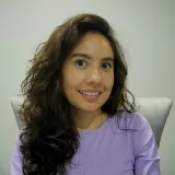 Adriana - Profe de ayuda en la redacción de memorias y tesis - Santiago de Querétaro