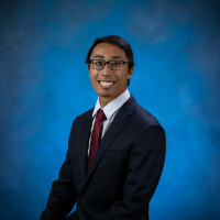 Current UC Irvine medical student and graduate from USC. Over 5 years experience tutoring high school and university students in physics, chemistry, and calculus at established tutoring companies.