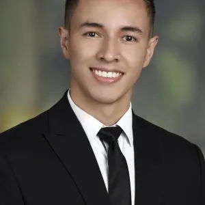 Sebastian - Profesor de contabilidad - Bogotá