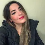 Carolina - Professor de química - 