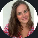 Julie - Prof d'espagnol - Saint-Saturnin-du-Bois