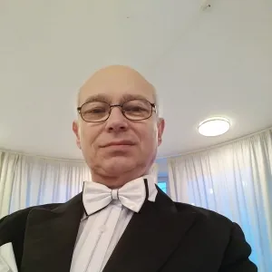 Henryk - nauczyciela gry na skrzypcach - Poznań