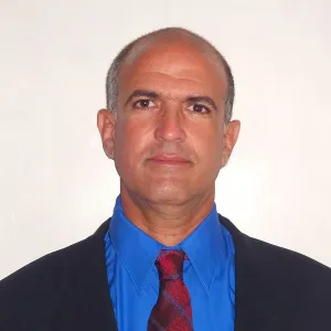 Sergio Lázaro - Profe de matemática - Rivera