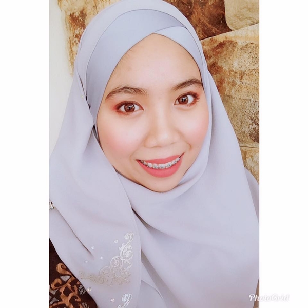 I speak Malay, English and Spanish, fluently due to my study and job nature. I have experienced doing private tutoring since 2014 from kids to adult. I enjoy meeting people from all over the world and