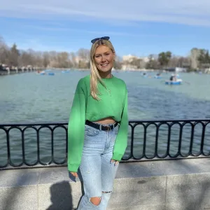 Chloe - Spanish tutor - 