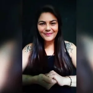 Erika - Prof de língua gestual portuguesa - 