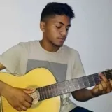 Lucas - Prof de piano - 