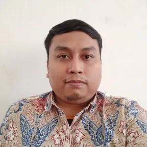 Bayu - Guru ilmu komputer dasar - 