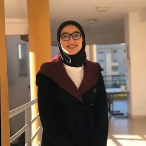 Yousra - Prof de préparation bac scientifique - Montpellier