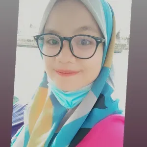 Alina - Guru mengaji - 