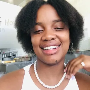 Sihle - English tutor - Bloemfontein
