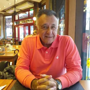 Néstor - Profe de astrología - Ciudad de la Costa