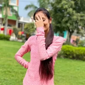 Nishi - Maths tutor - New Delhi