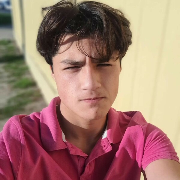 ¿BUSCAS UNA EXPLICACIÓN SENCILLA DE ALGUIEN COMO TU?  Estudiante aplicado con 17 años, gran preparación para la PAES  (800 puntos en ensayos).