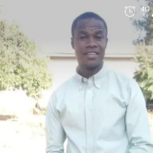 MacDonald - Economics tutor - Jos