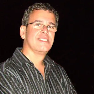 Marcio - Prof de iniciação à informática - 