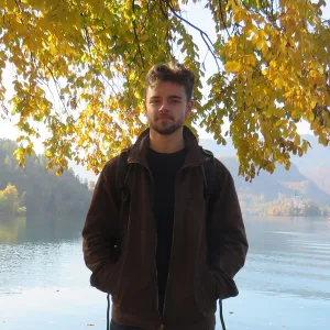 Tom - English tutor - 