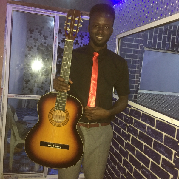 Skilled guitarist,who specializes in teaching a novice who wants to learn the acoustic guitar and sing with it as an artist or who just want to learn how to play.