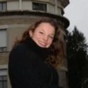 Elodie - Sortie d'école & baby-sitting - Bourg-en-Bresse