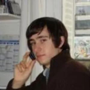 Maxime - Sortie d'école & baby-sitting - Paris