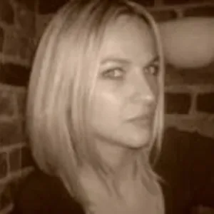CAROLINE - Prof de fle - français langue étrangère - Melun