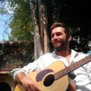 Preumier - Prof de guitare - La Ciotat