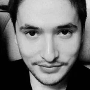 Victor - Prof de télécommunications - Nantes