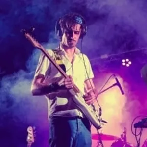 Lilian - Prof de guitare - Cannes