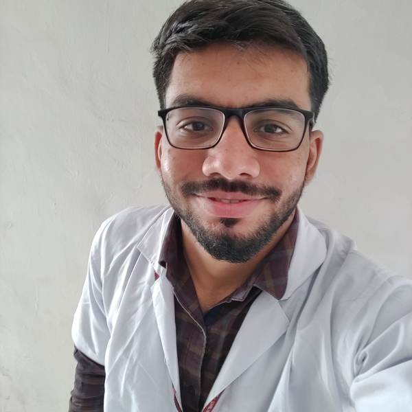 I'm currently pursuing MBBS and can teach mathematics and science in easy way.
