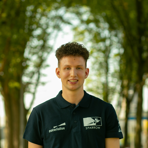 3de jaars Aerospace Engineering student aan TU Delft die bijles geeft in Wiskunde en Natuurkunde op VWO niveau in regio Rotterdam.