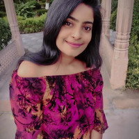 Hallo! Jeg heter Neha og er 26 år gammel.  Jeg har mastergrad i Engelsk fra India.  Jeg har jobbet som engelsk lærer i hjemlandet mitt for ett år siden. Jeg er sikker på at du vil ha det gøy å lære en